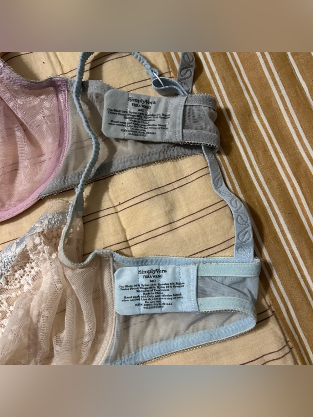 Simply Vera by Vera Wang lace bras 34C - Picture 3 of 4
